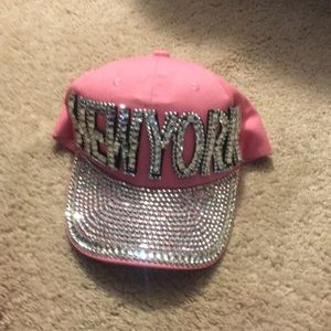 NWOT-crystal NY hat